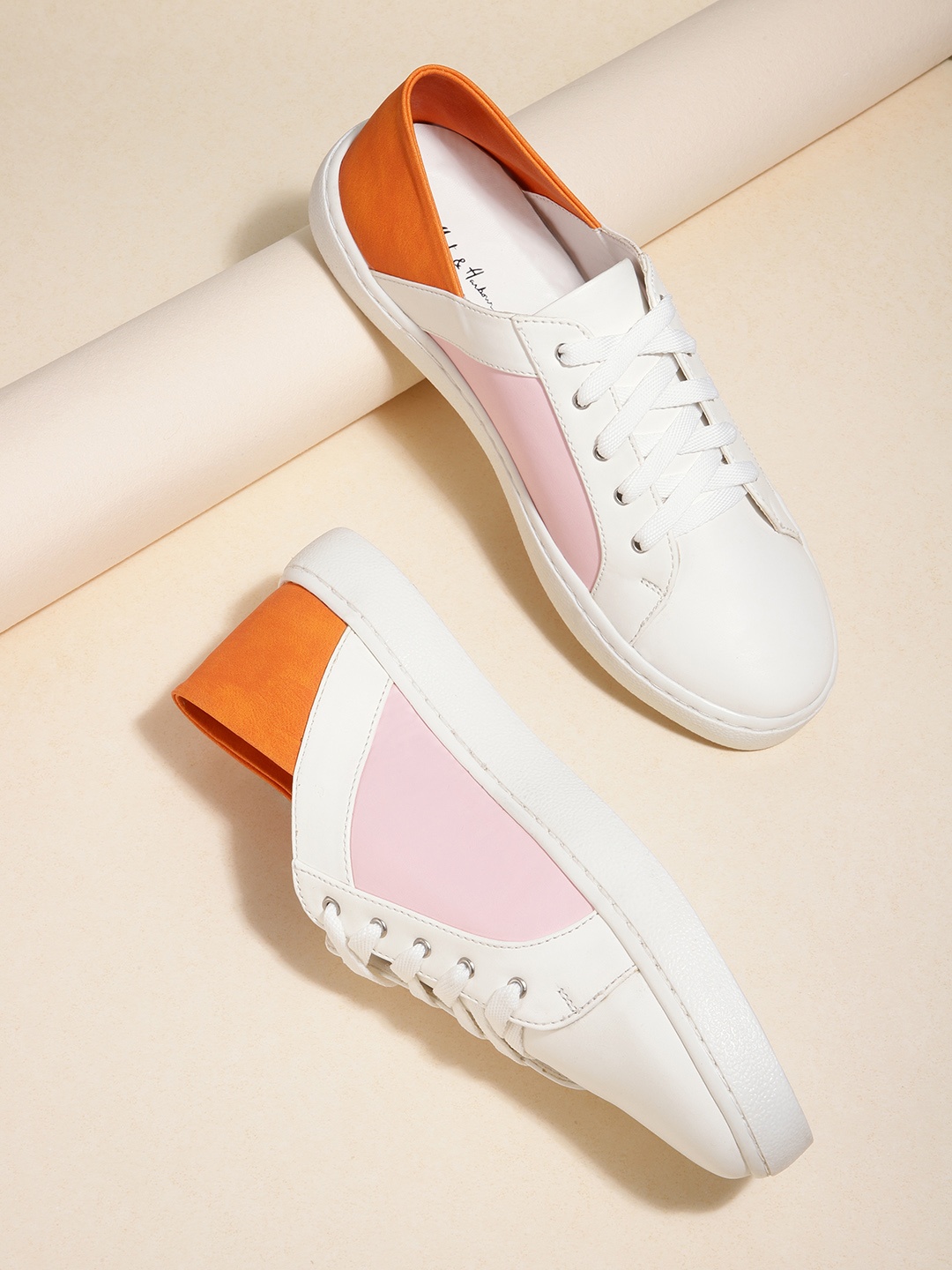 

Mast & Harbour Women White & Pink Colourblocked Sneakers