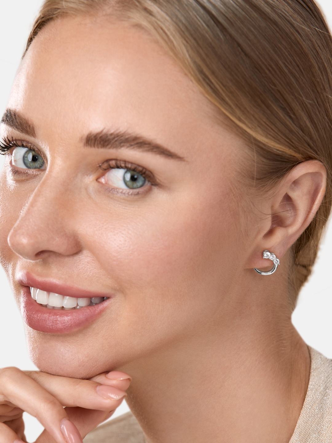 

MINUTIAE Silver-Toned Circular Studs Earrings