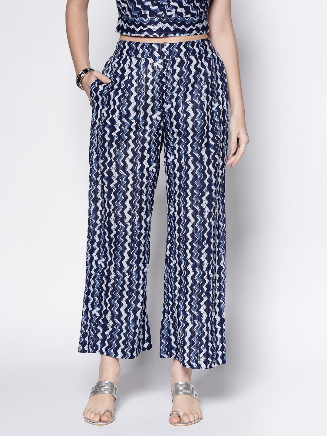

Sera Women Navy Blue & Grey Printed Palazzos