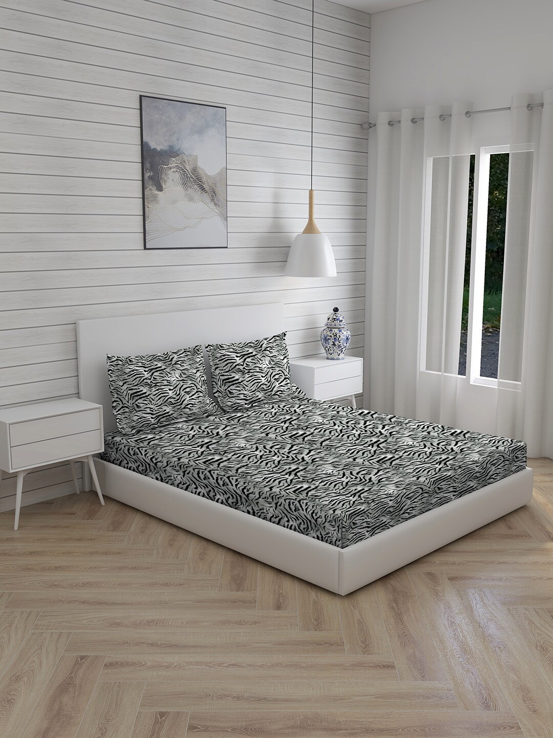 

Boutique Living India Grey & White 300 TC King Bedsheet with 2 Pillow Covers
