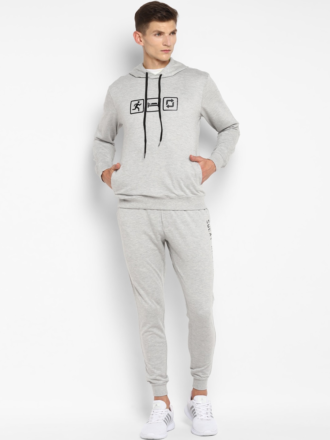 

Yuuki Men Grey Melange & Black Printed Tracksuit