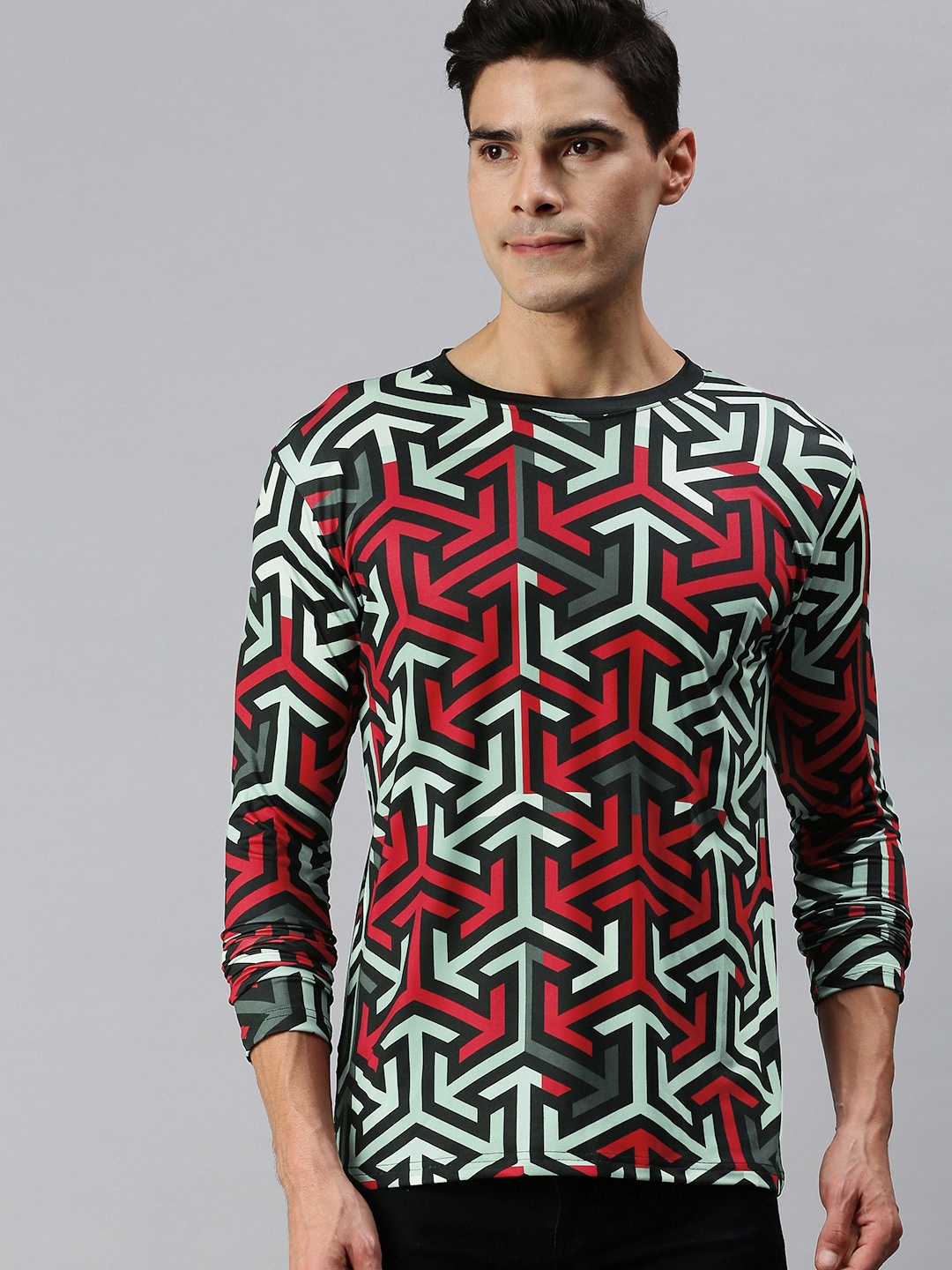 

mezmoda Men Black & Red All Over Geometric Printed Dry-Fit Round Neck T-shirt