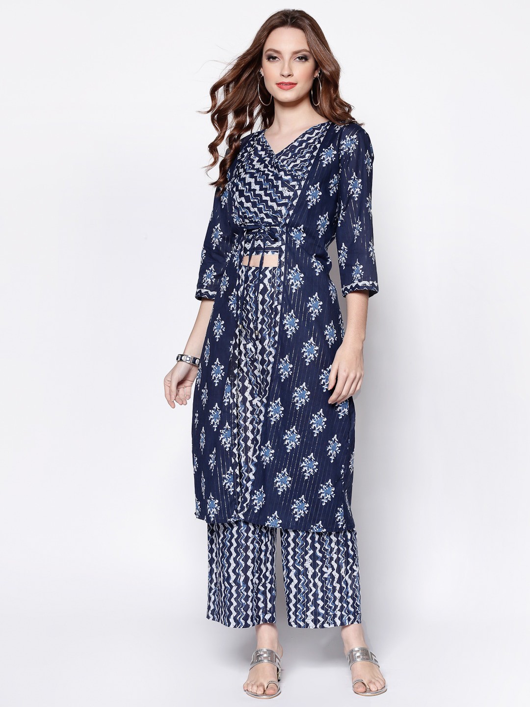 

Sera Women Navy Blue & White Printed Tie Up Shrug