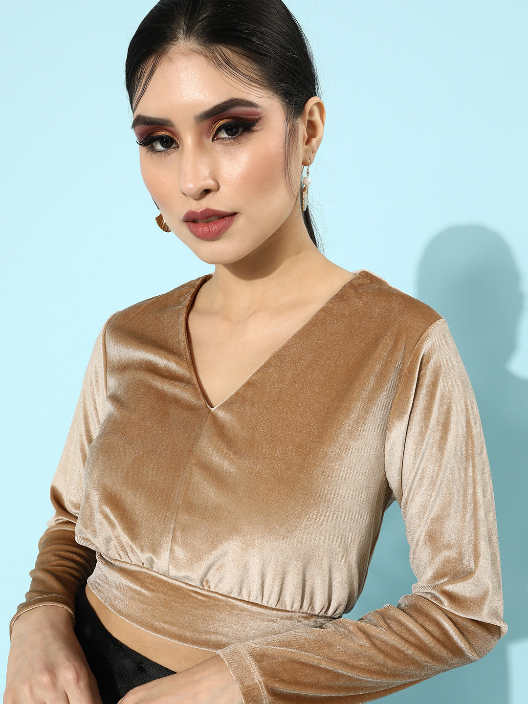 

KASSUALLY Women Brown Solid Velvet Top