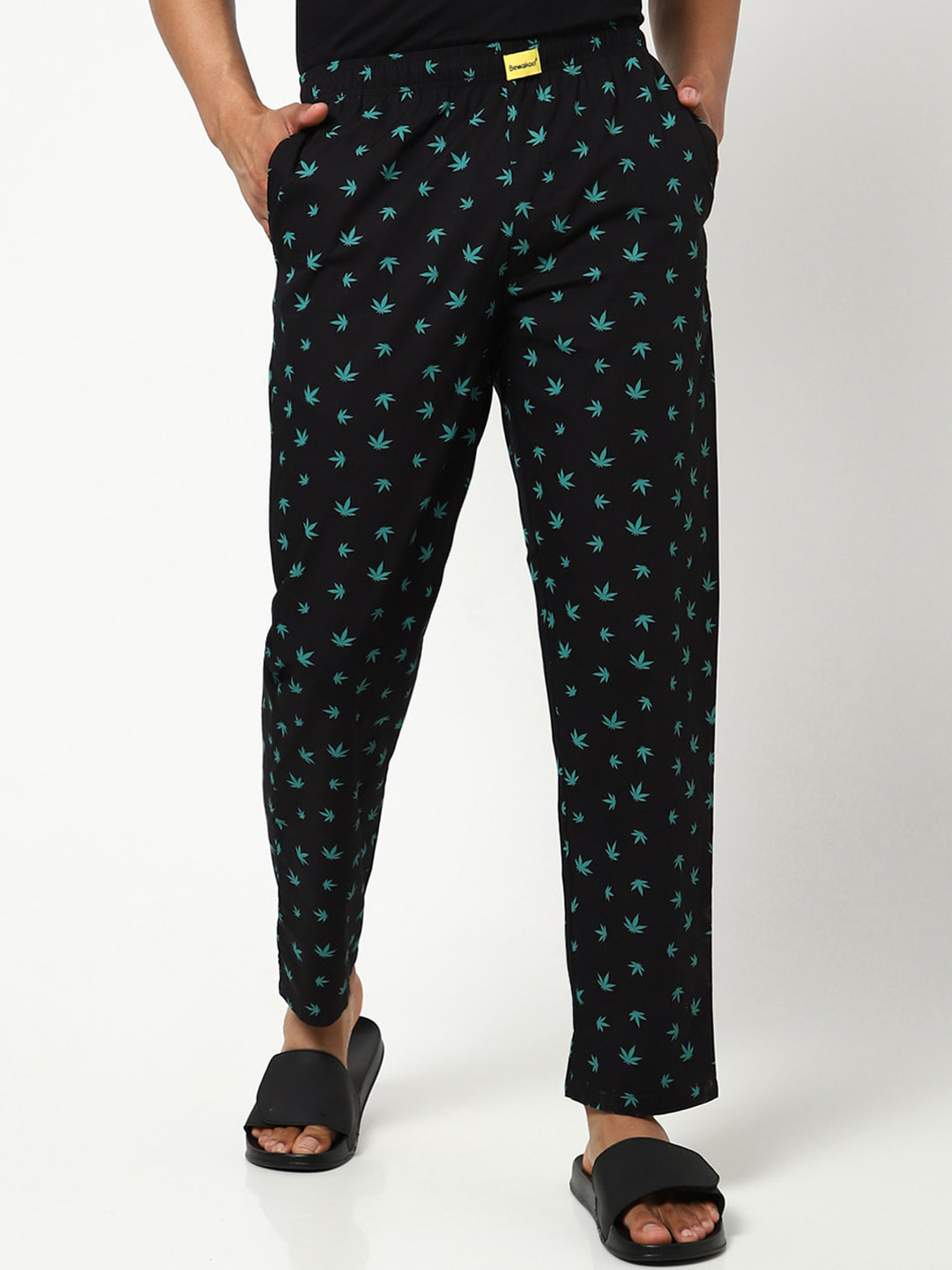 

Bewakoof Men Black & Blue Printed Pure Cotton Lounge Pants