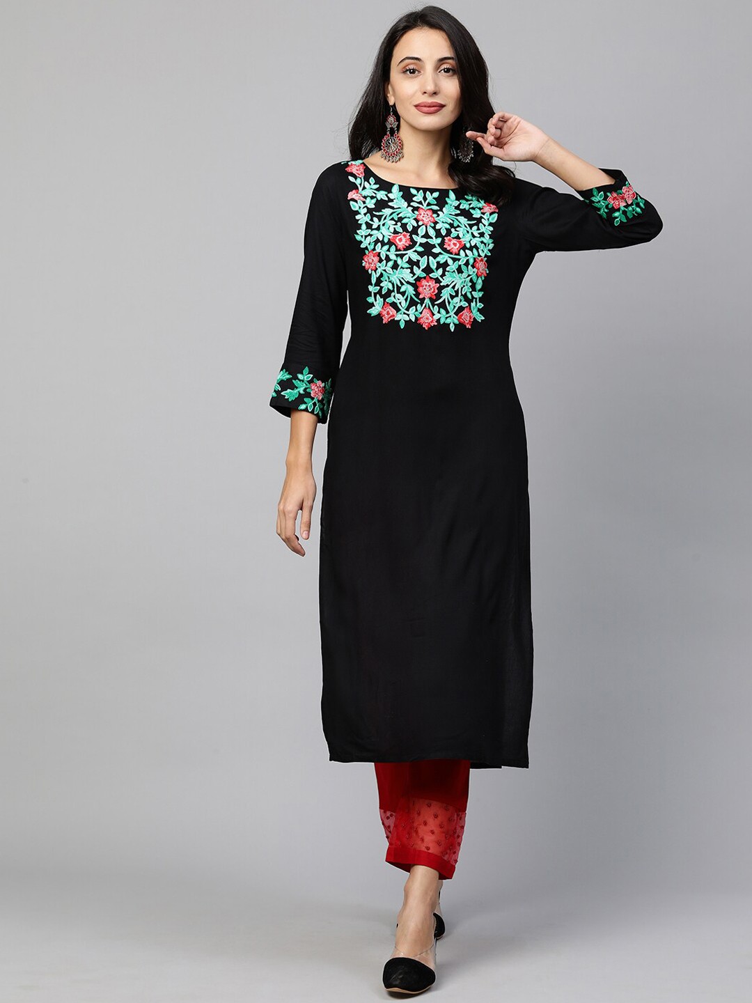 

FASHOR Women Black & Sea Green Yoke Embroidered Straight Kurta