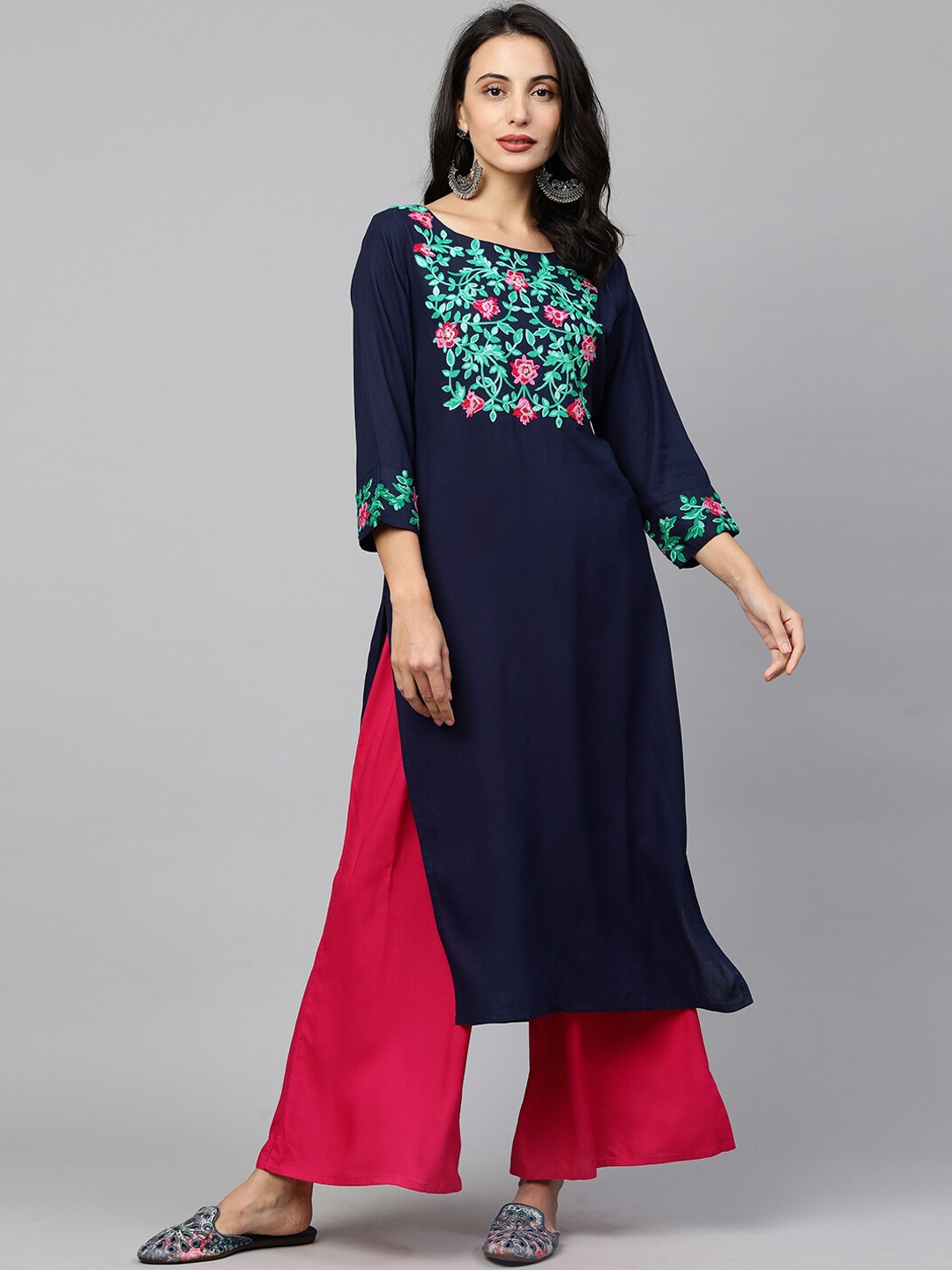 

FASHOR Women Navy Blue & Sea Green Yoke Embroidered Straight Kurta