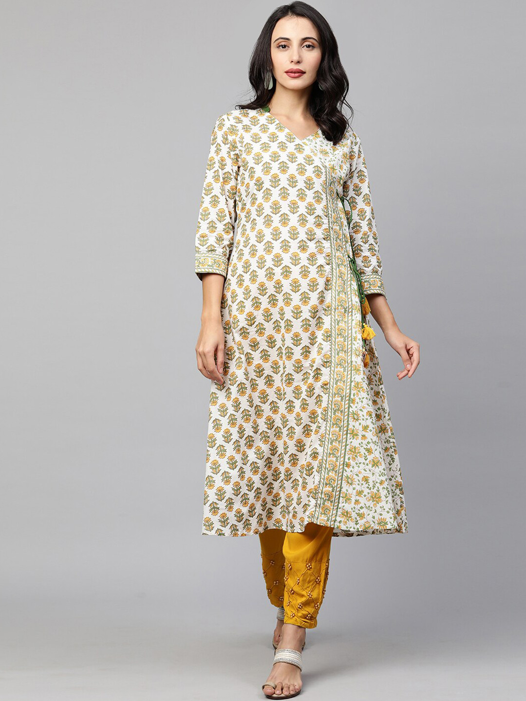 

FASHOR Women White & Yellow Ethnic Motifs Printed Angarakha Kurta