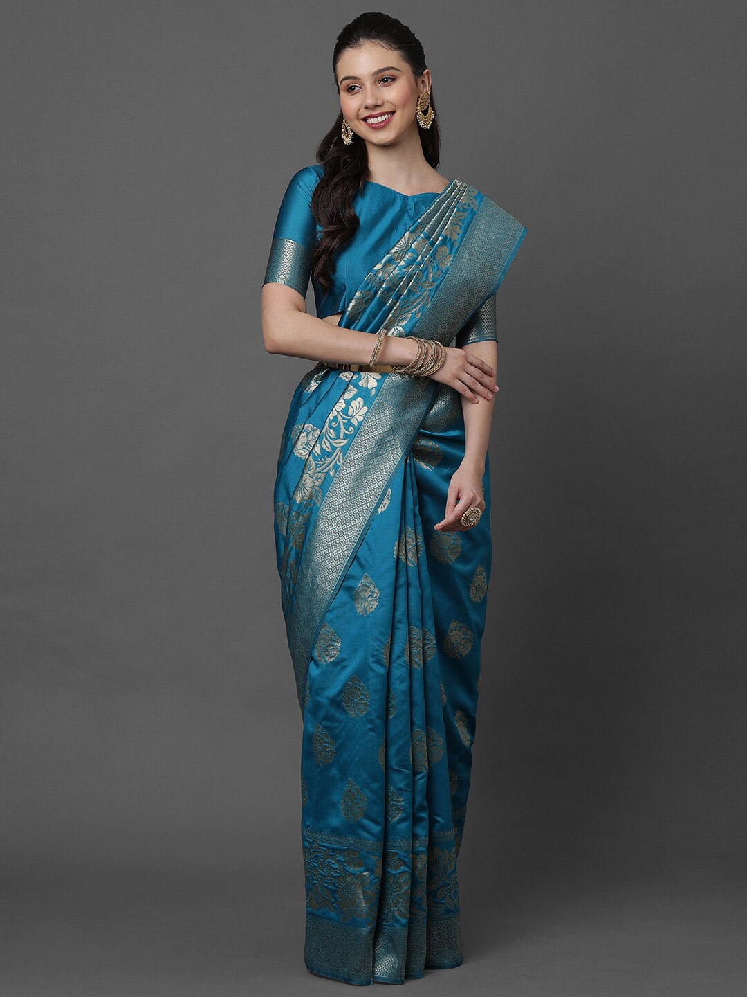 

Mitera Blue & Gold-Toned Floral Zari Banarasi Silk Blend Saree