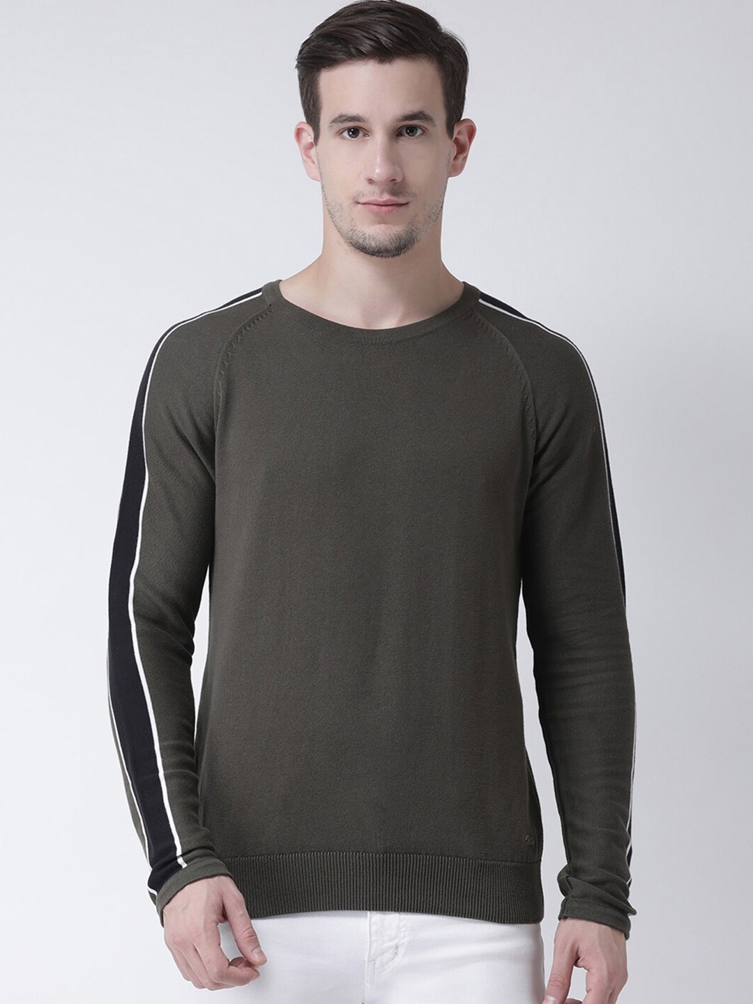 

Club York Men Olive Green & Black Solid Round Neck Pullover