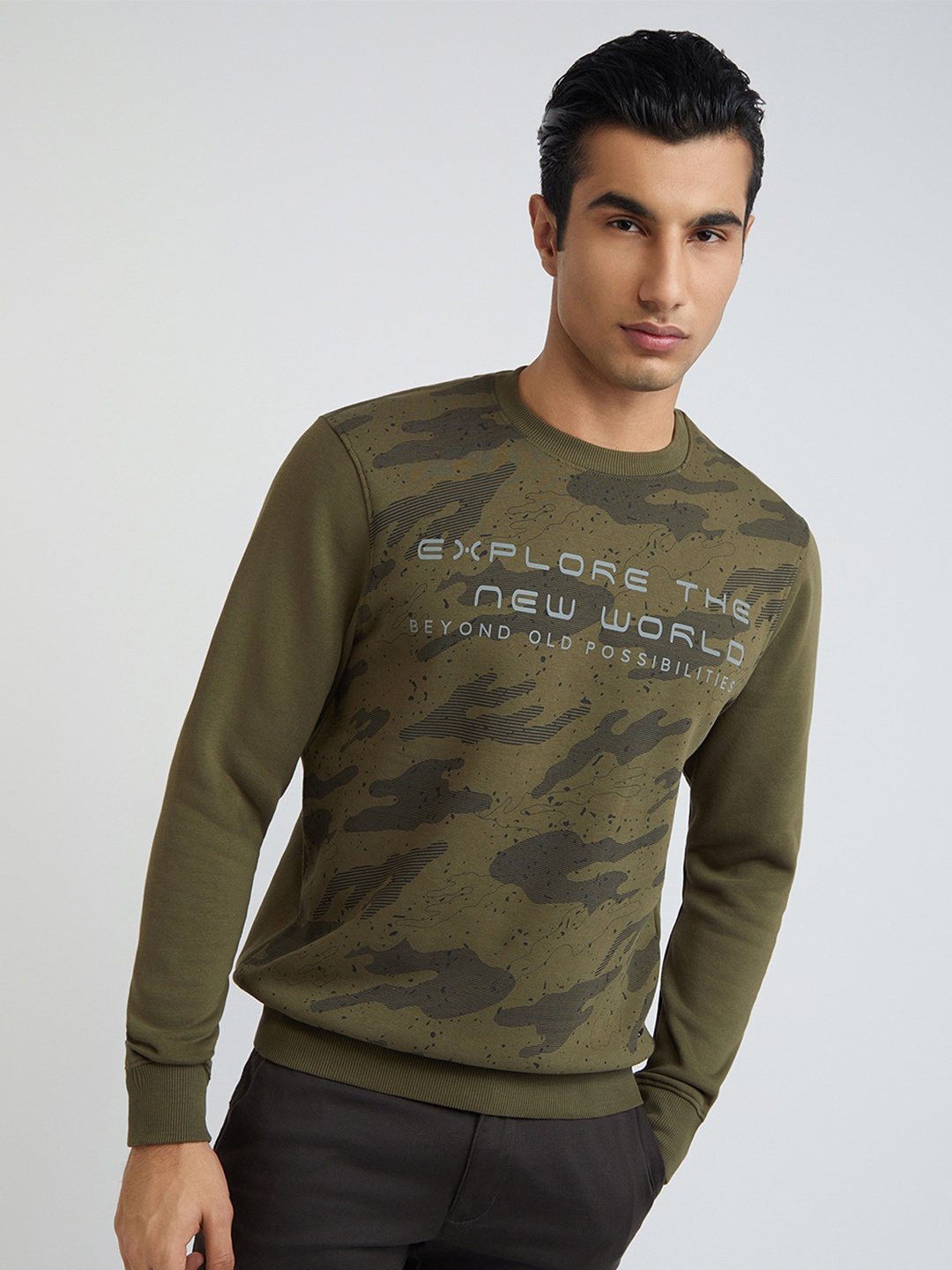 

Parx Men Green Printed Sweatshirt
