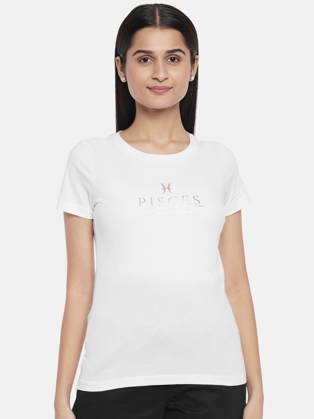 

Honey by Pantaloons Women White & Gold-Toned Typography Printed T-shirt