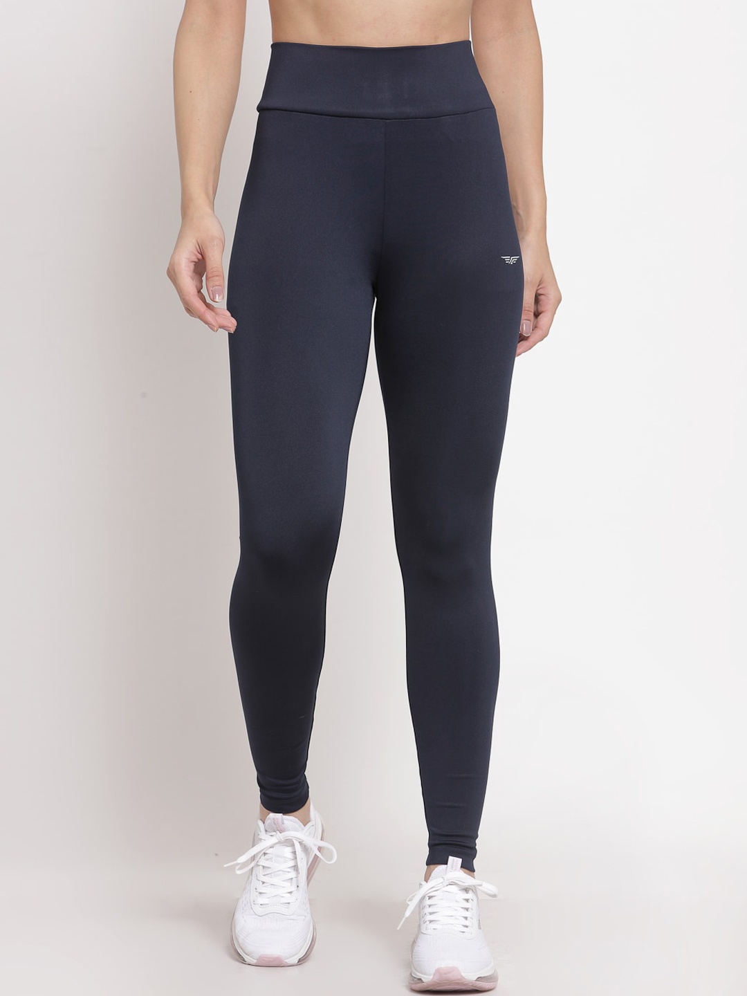 

Red Tape Women Navy Blue Solid Sports Tights