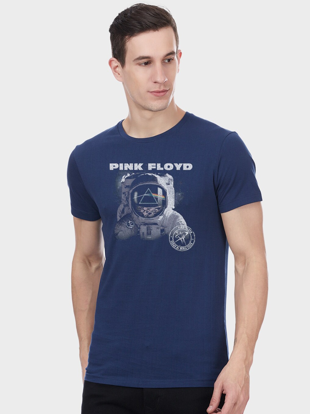 

Free Authority Pink Floyd Men Blue Printed T-shirt