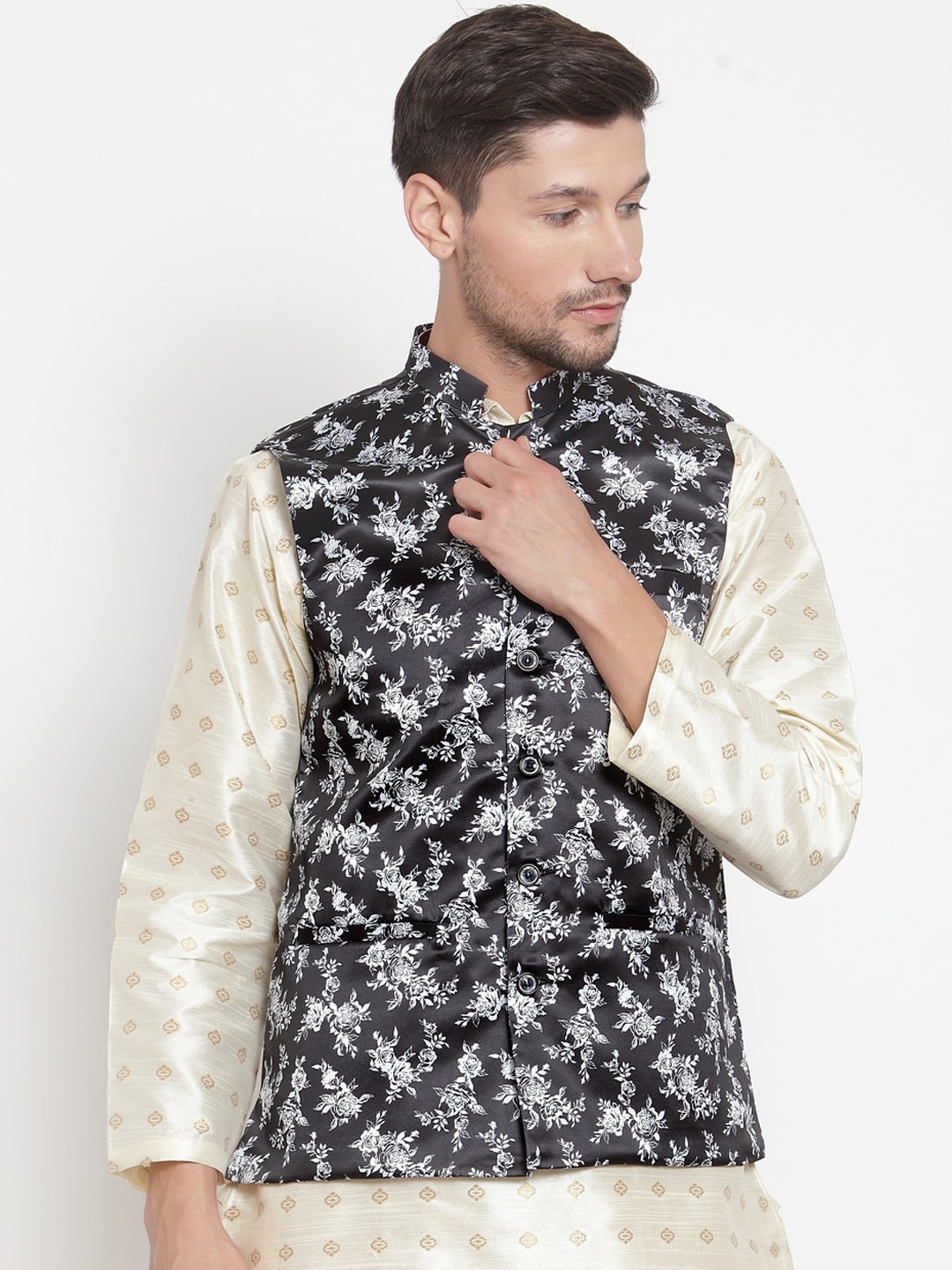 

KLOTTHE Men Black & White Floral Printed Satin Nehru Jacket