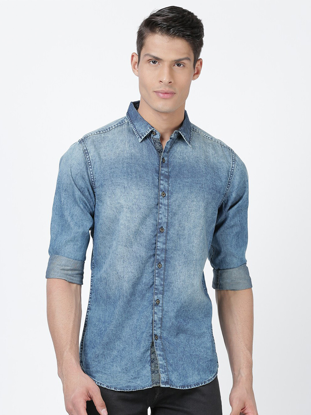 

Llak Jeans Men Blue Slim Fit Opaque Faded Cotton Casual Shirt