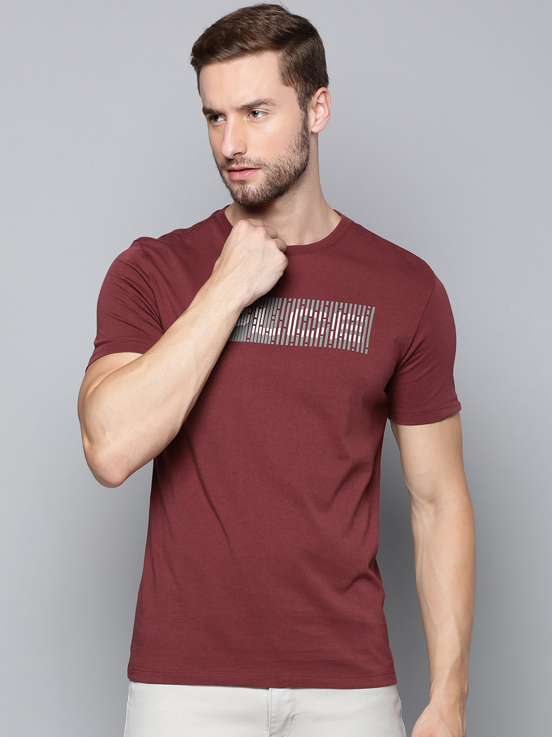

883 Police Men Maroon Printed Pure Cotton T-shirt
