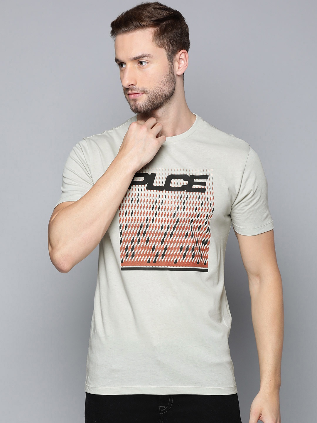 

883 Police Men Grey Geometric Printed Pure Cotton T-shirt