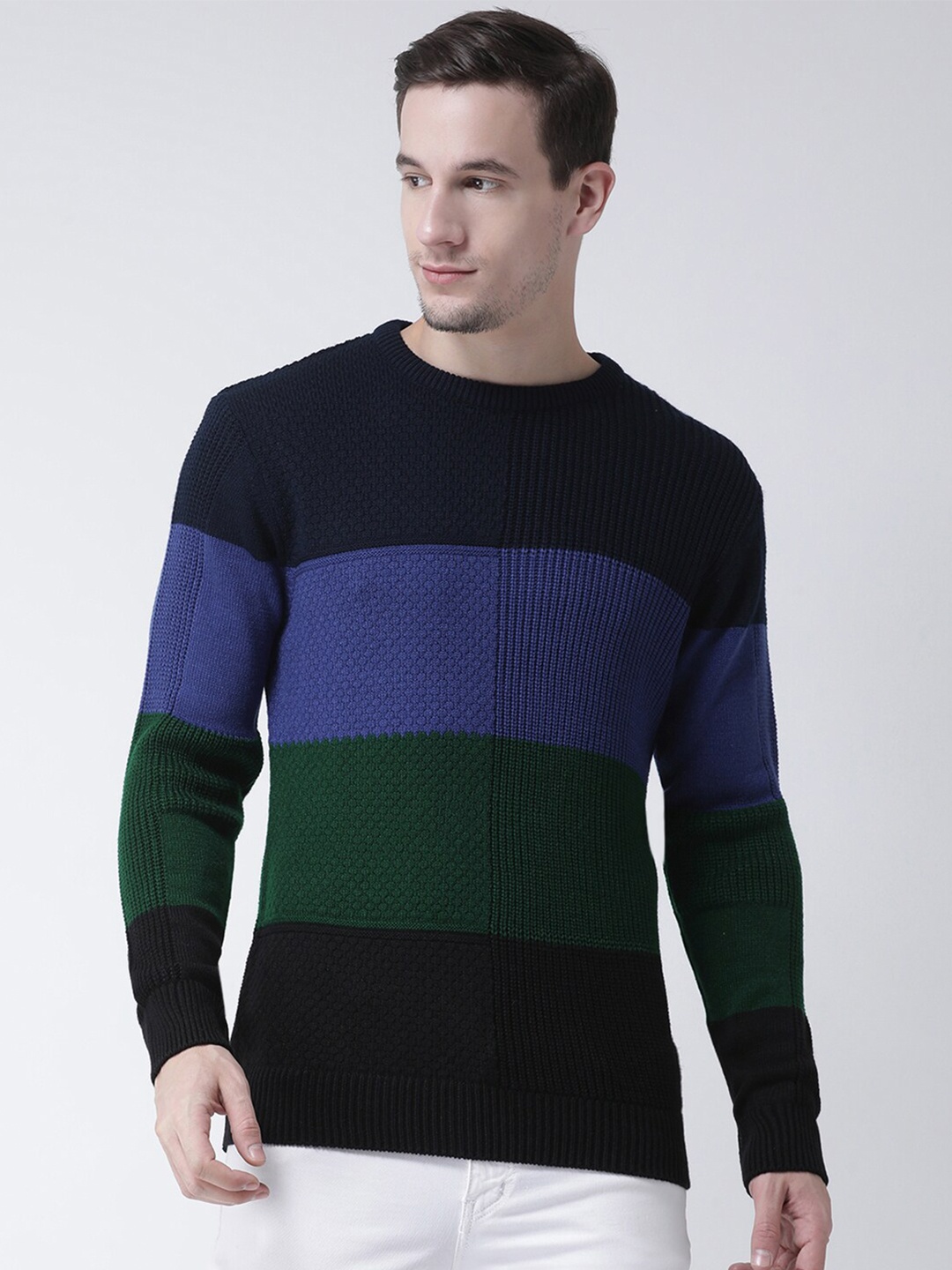 

Club York Men Black & Blue Striped Pullover