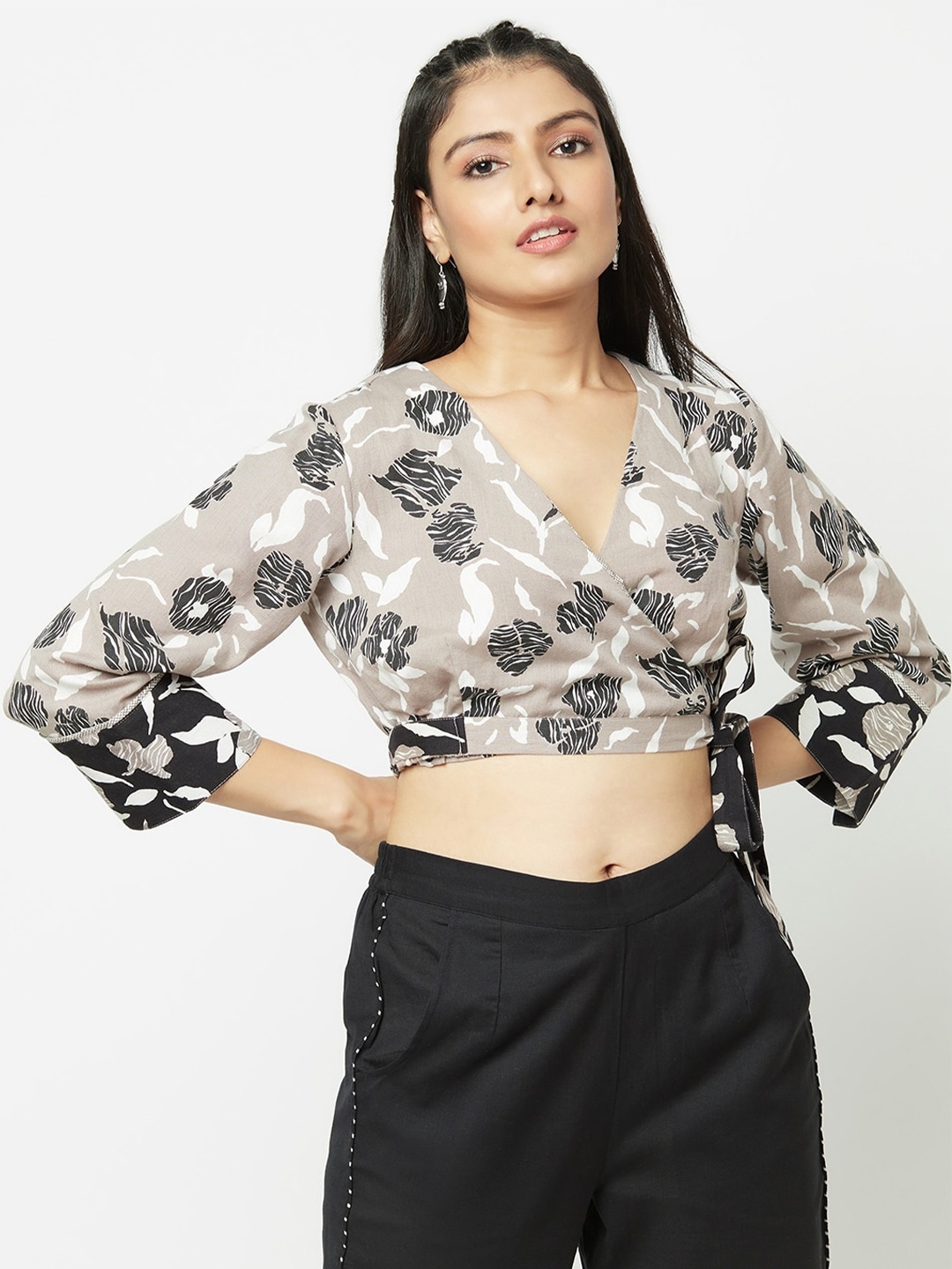 

Fabindia Grey Floral Printed Linen Wrap Crop Top