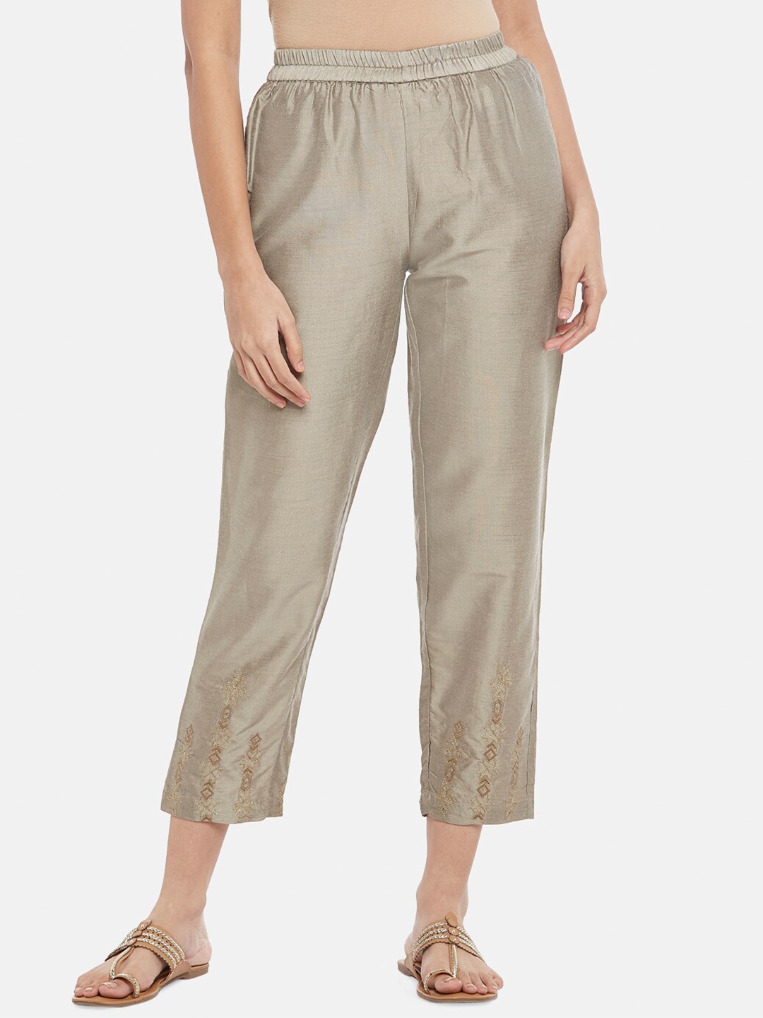 

RANGMANCH BY PANTALOONS Women Grey & Gold-Toned Ethnic Motifs Embroidered Cropped Ethnic Palazzos