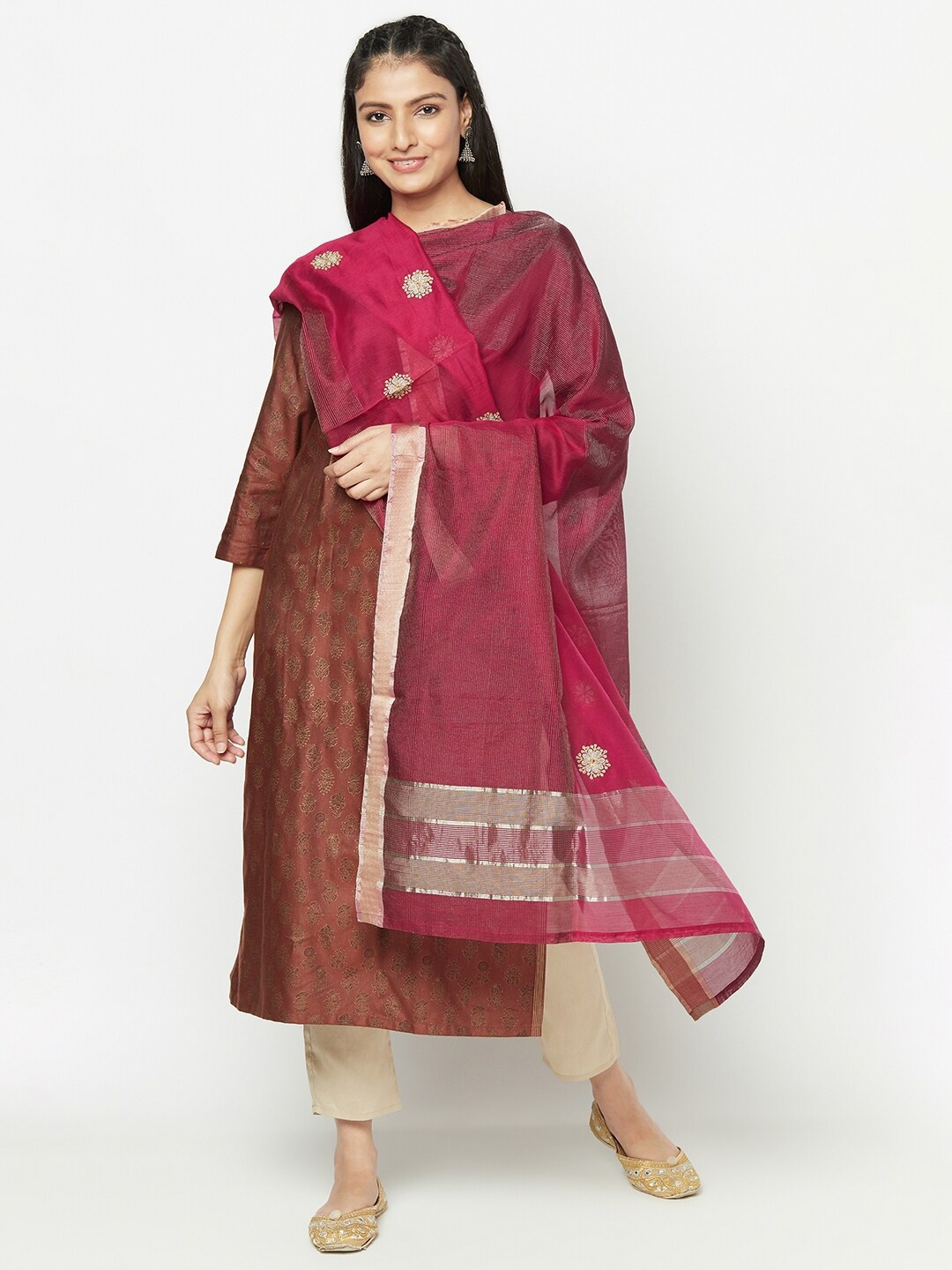 

Fabindia Women Magenta Embroidered Maheshwari Cotton Silk Dupatta