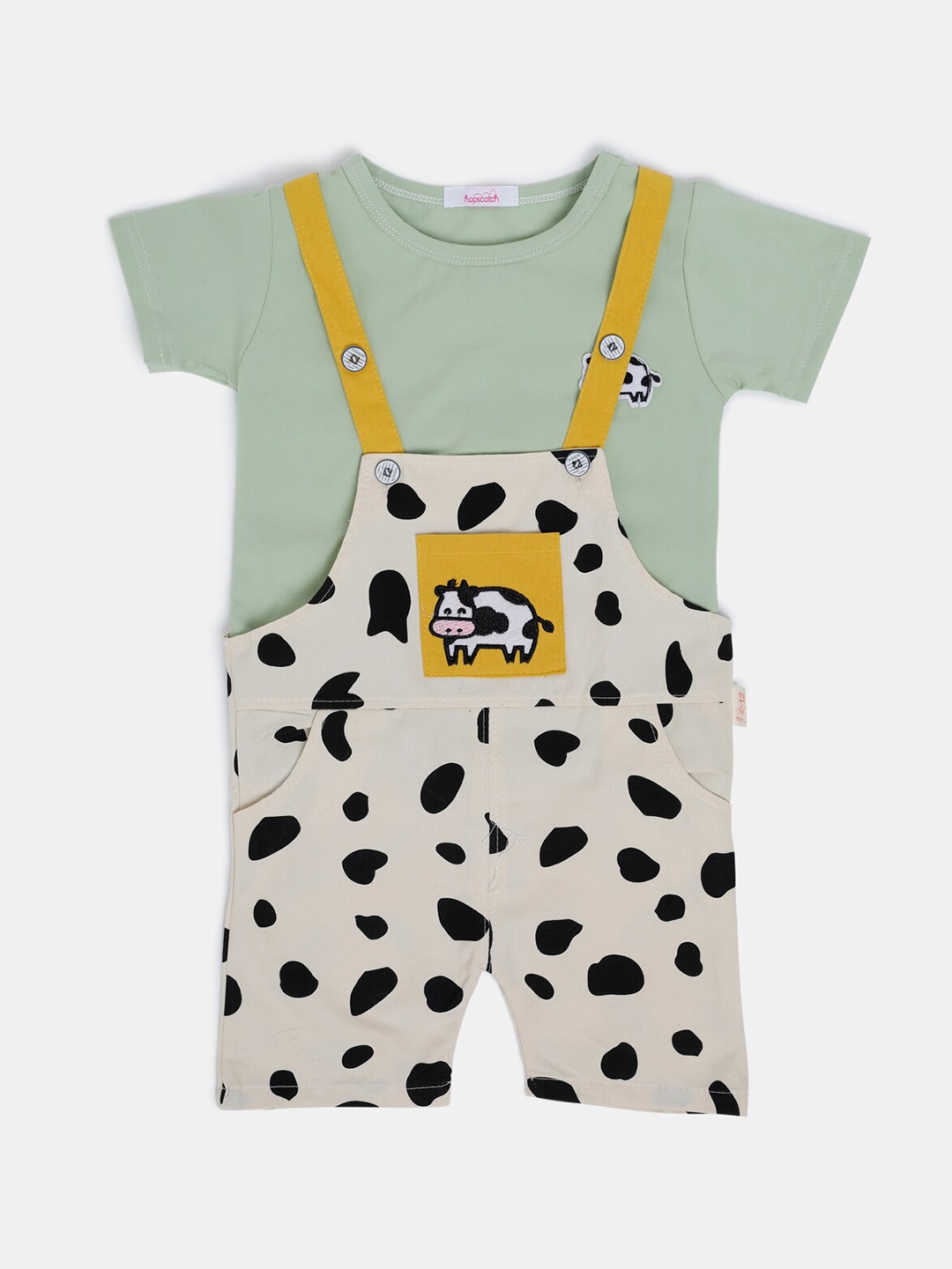 

Hopscotch Unisex Kids Green & Off White Printed T-shirt with Trousers