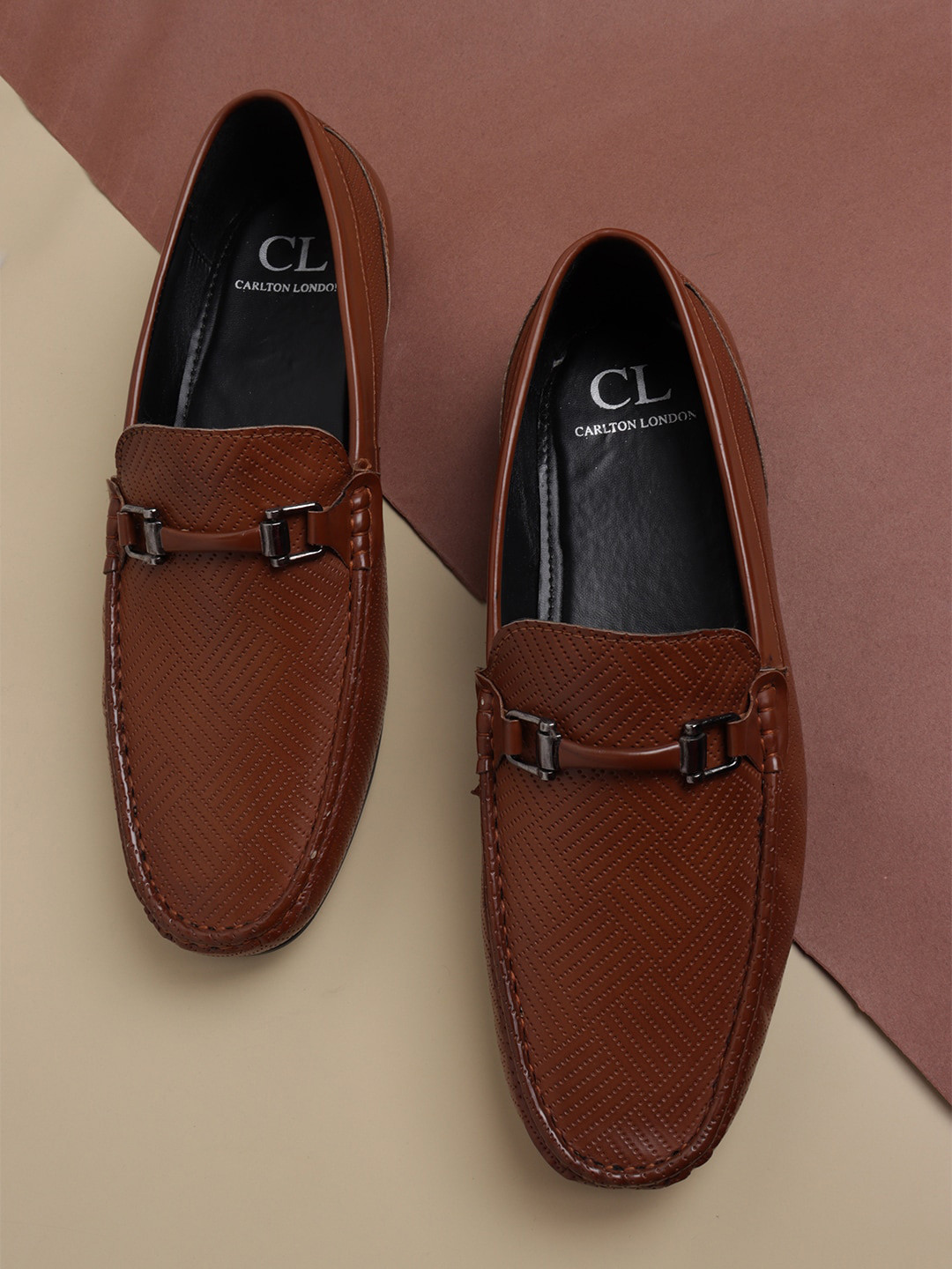 

Carlton London Men Tan Textured Driving Shoes