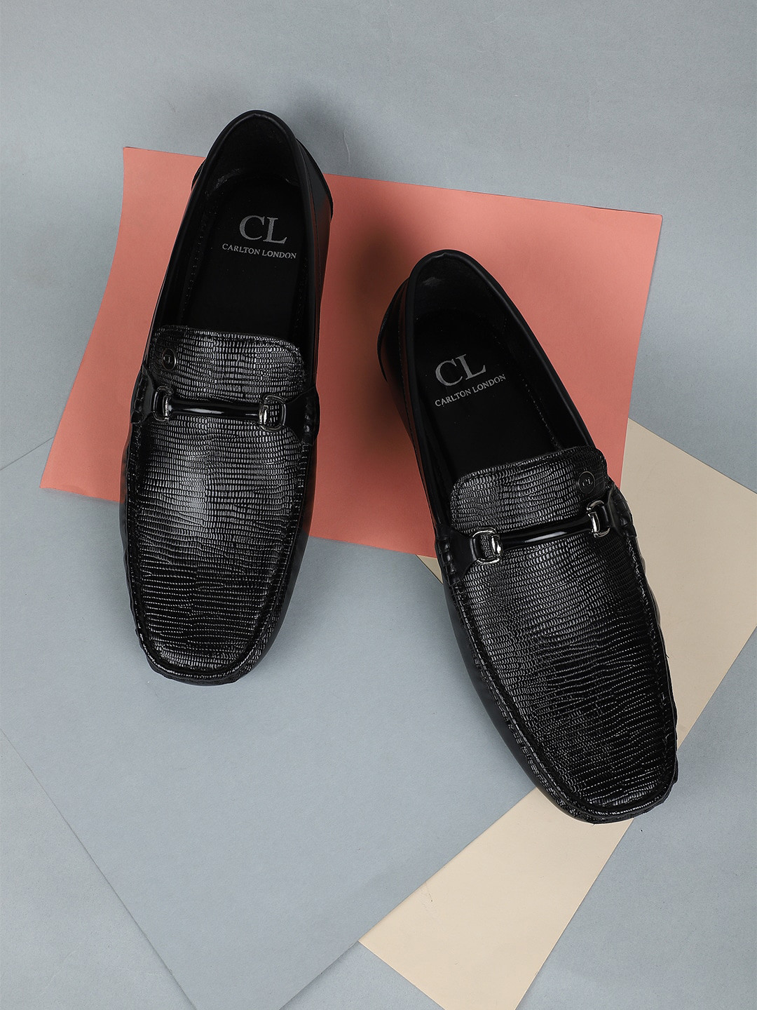 

Carlton London Men Black Textured Loafers