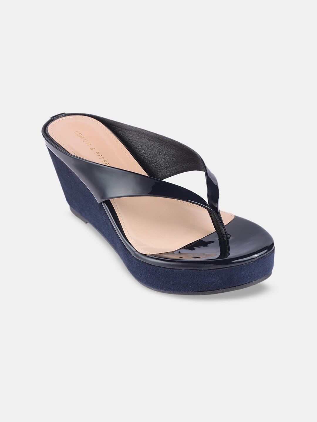 

LEMON & PEPPER Blue Wedges