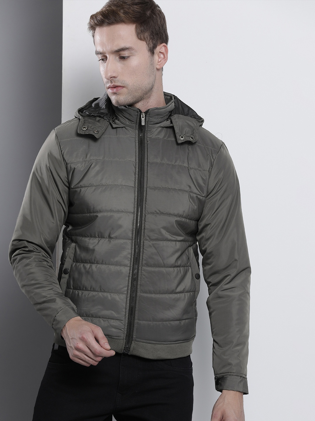 

The Indian Garage Co Men Slim Fit Puffer Jacket with Detachable Hood, Charcoal