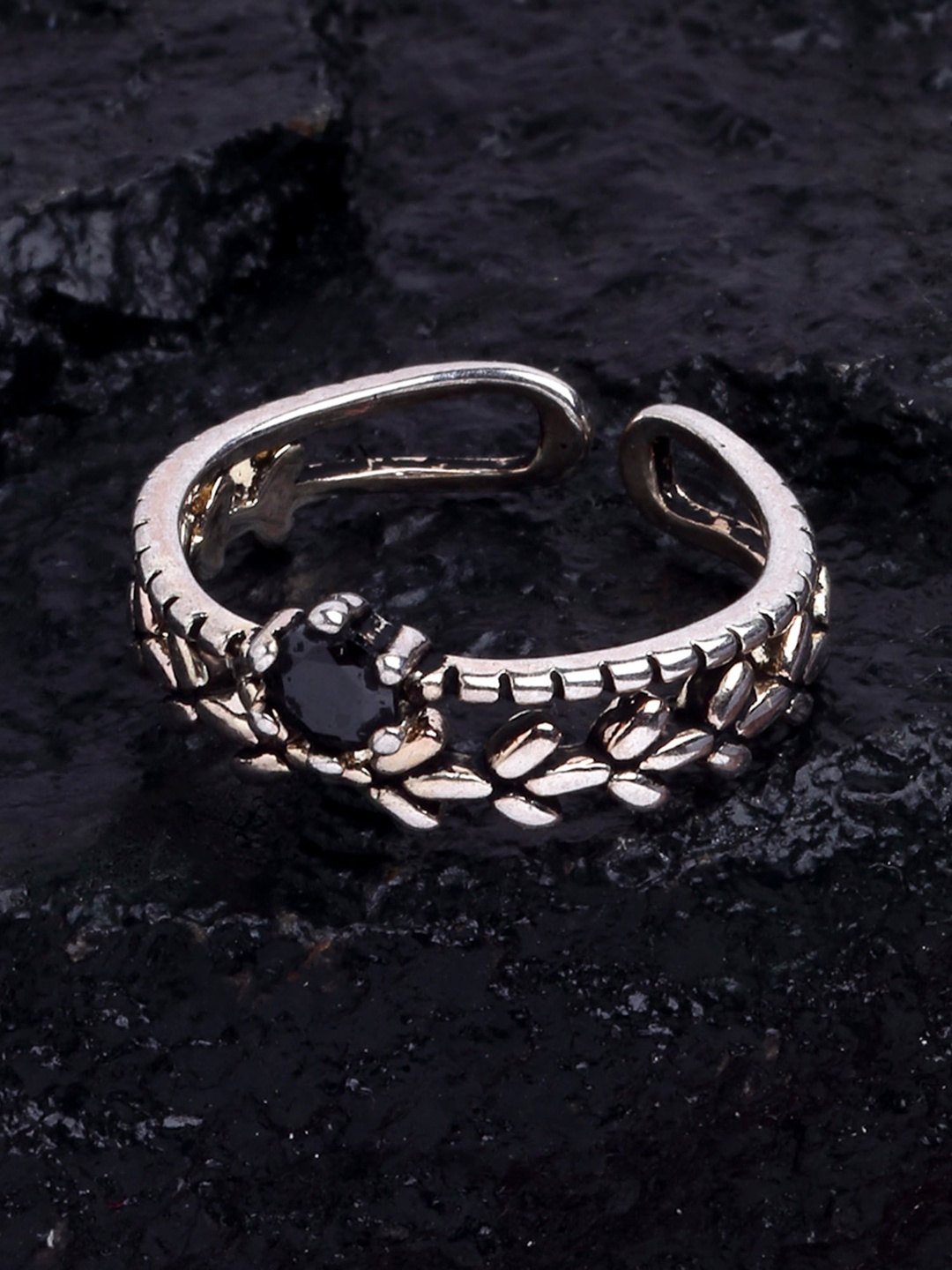 

KARATCART Silver-Plated & Black Stone-Studded Adjustable Finger Ring
