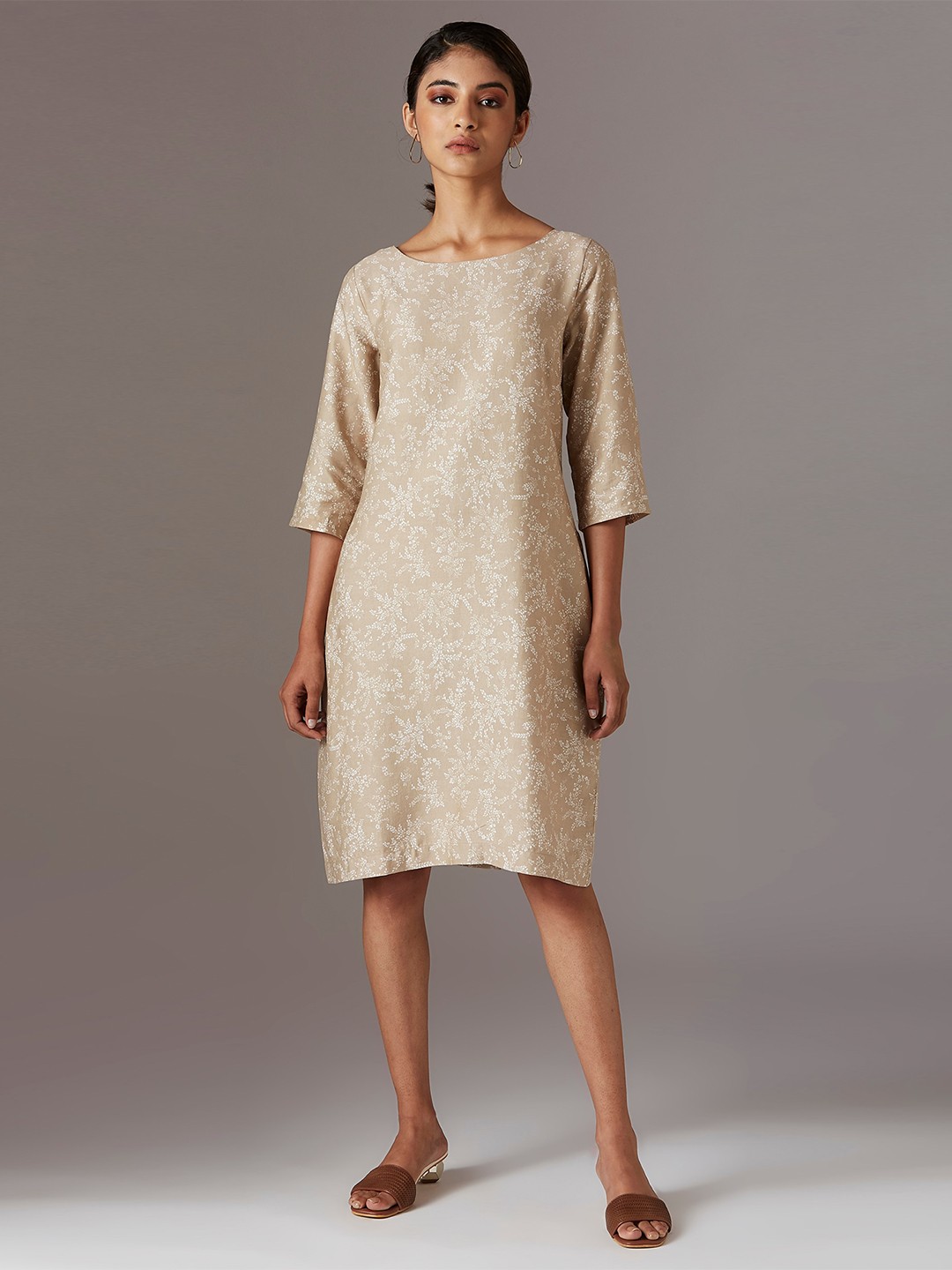 

W Beige & Off White Floral A-Line Dress