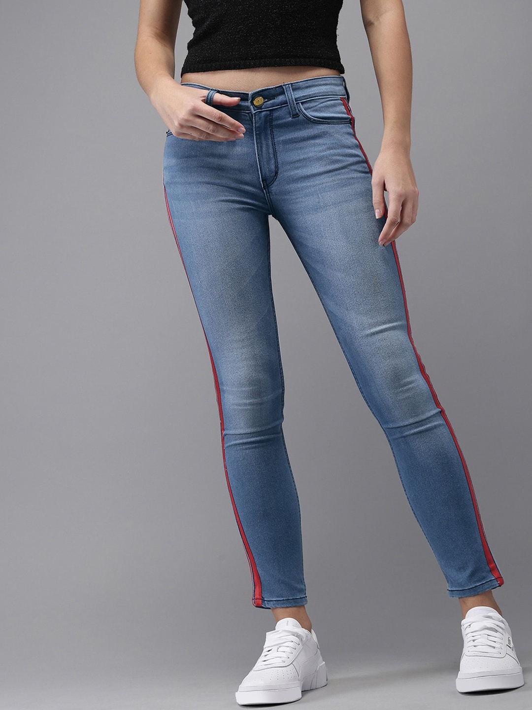 

Campus Sutra Women Blue Smart Skinny Fit Light Fade Stretchable Jeans