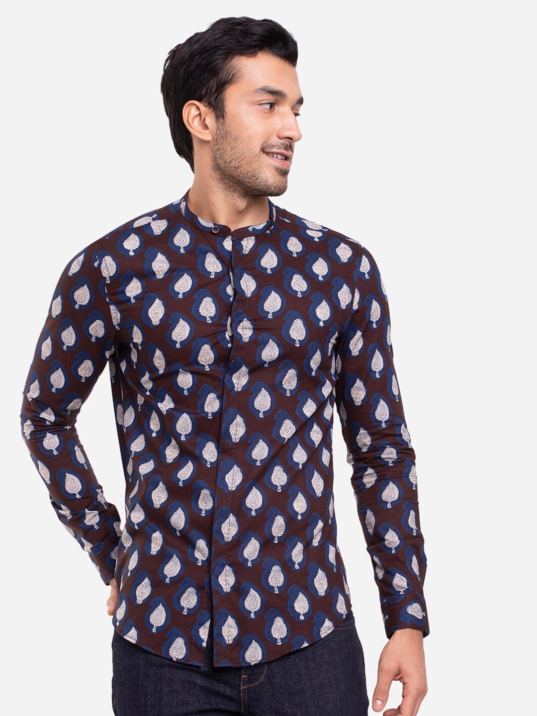 

Bewakoof Men Brown & Blue Ethnic Motifs Printed Opaque Casual Shirt