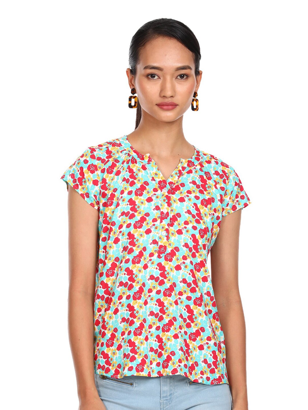 

Cherokee Blue & Red Floral Mandarin Collar Regular Top