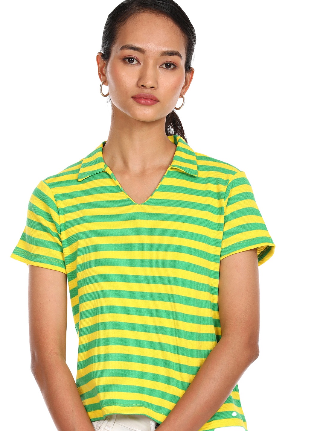 

Sugr Yellow & Green Striped Regular Crop Top