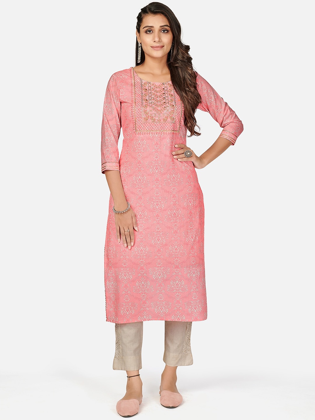 

Vbuyz Women Pink Ethnic Motifs Embroidered Thread Work Kurta