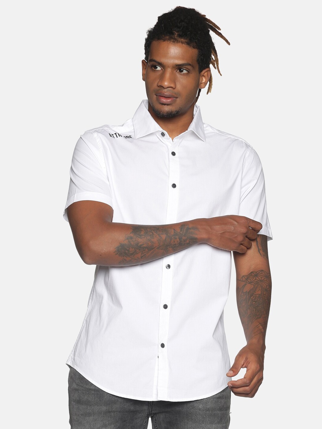 

ATTIITUDE Men White Slim Fit Opaque Casual Shirt