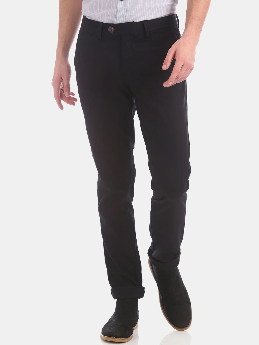 

Ruggers Men Black Tapered Fit Cotton Trousers