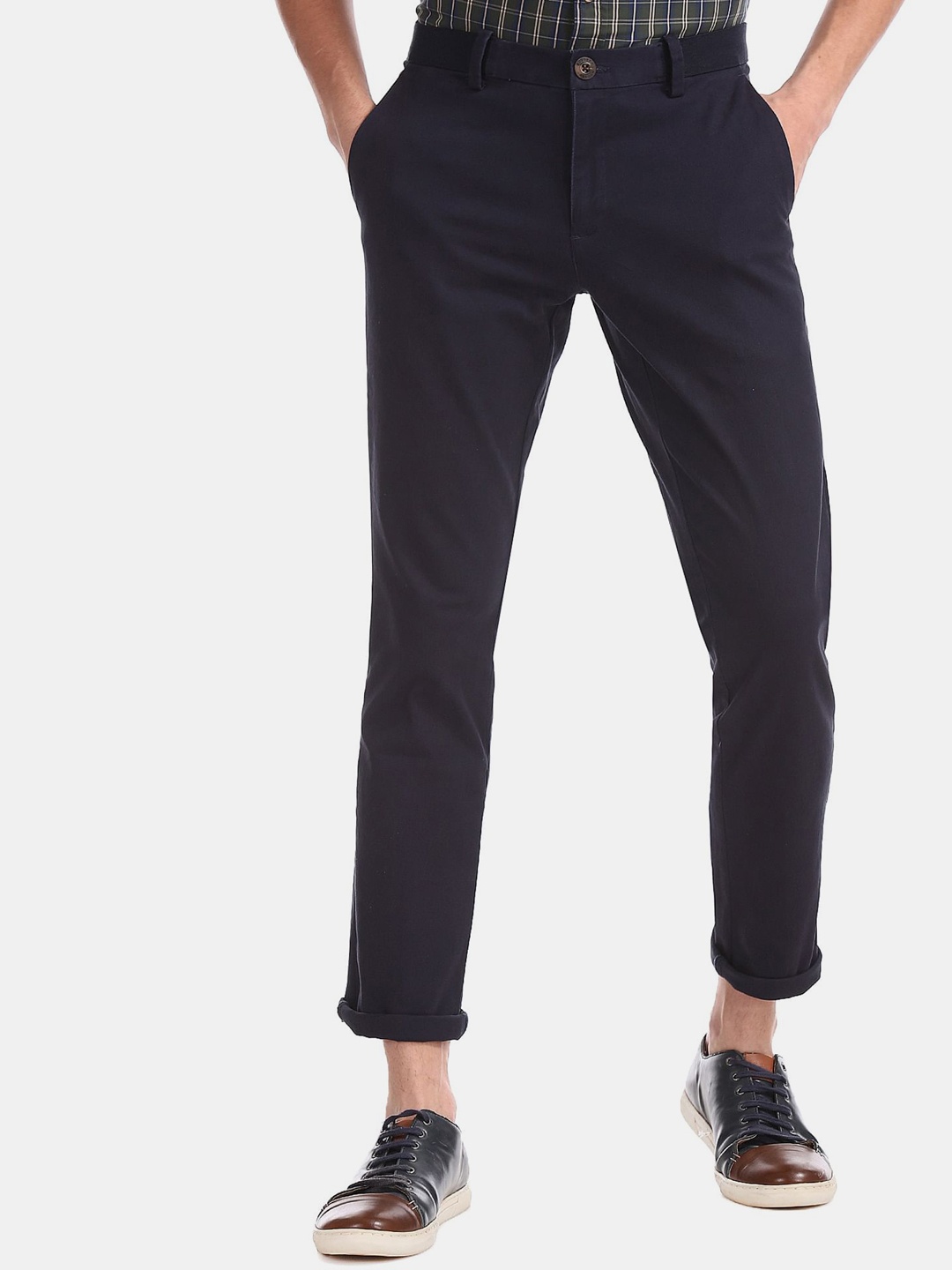 

Ruggers Men Blue Tapered Fit Cotton Trousers