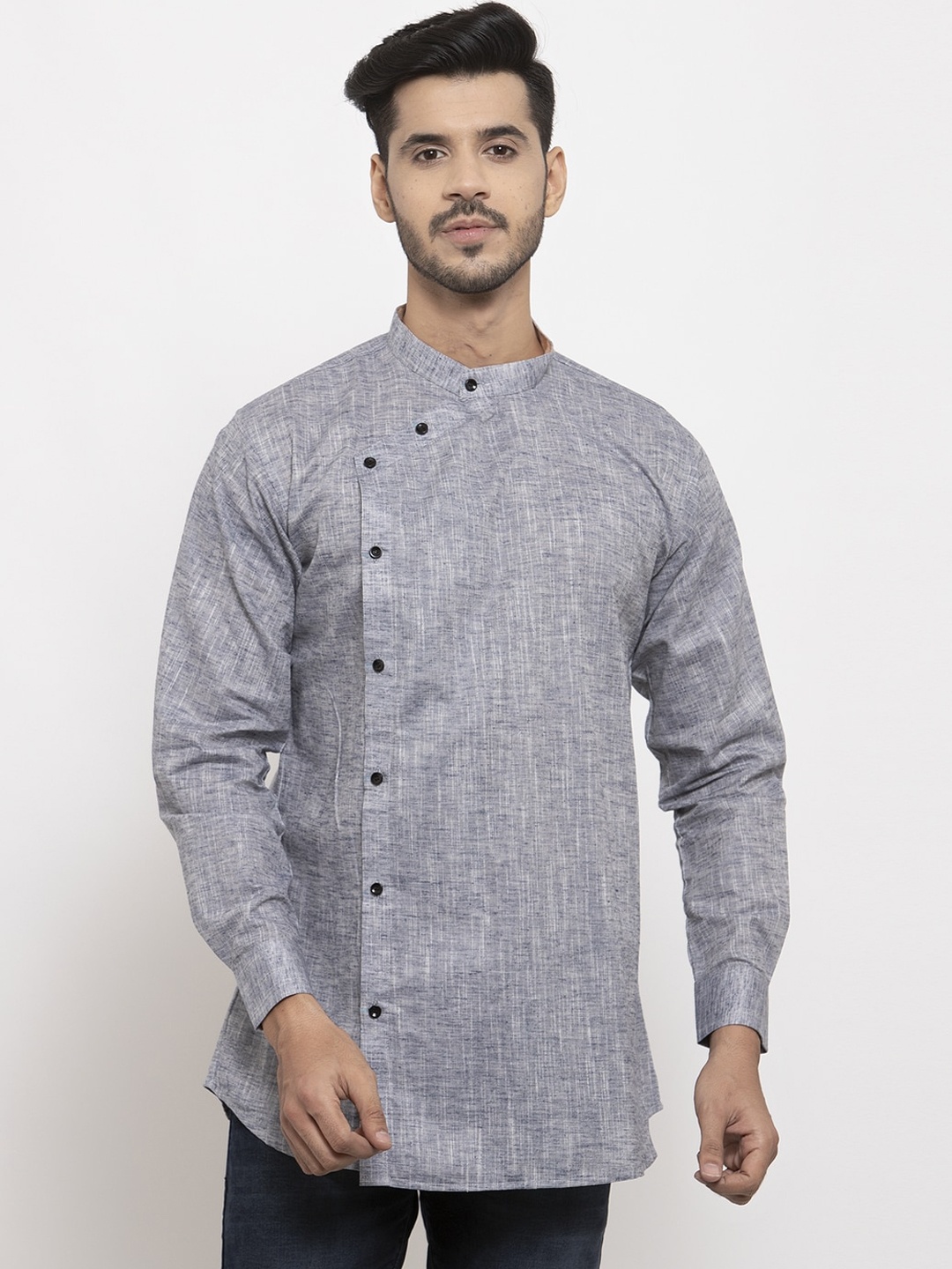 

KLOTTHE Men Grey Khadi Kurta