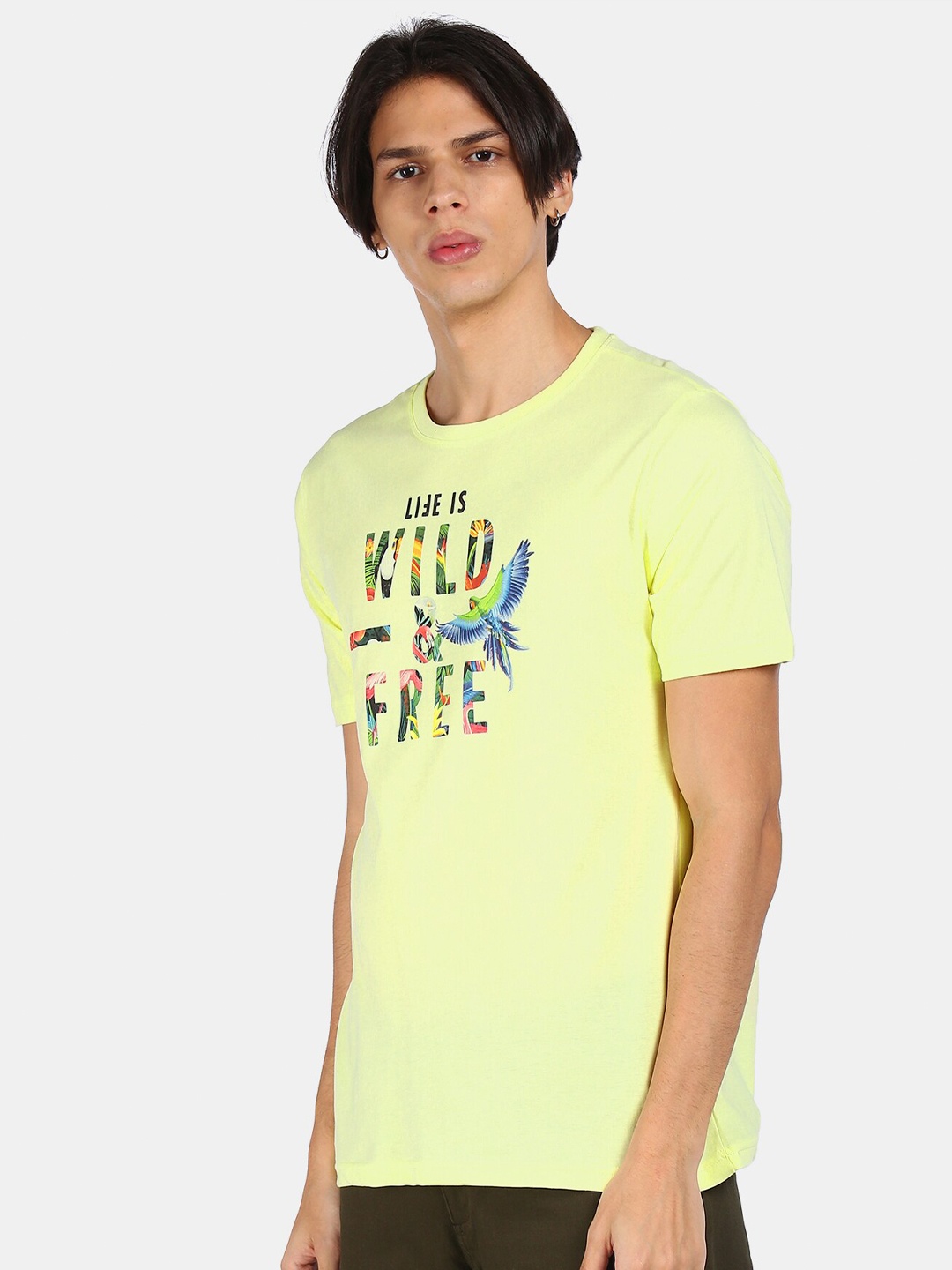 

Colt Men Yellow Typography Printed Pockets T-shirt