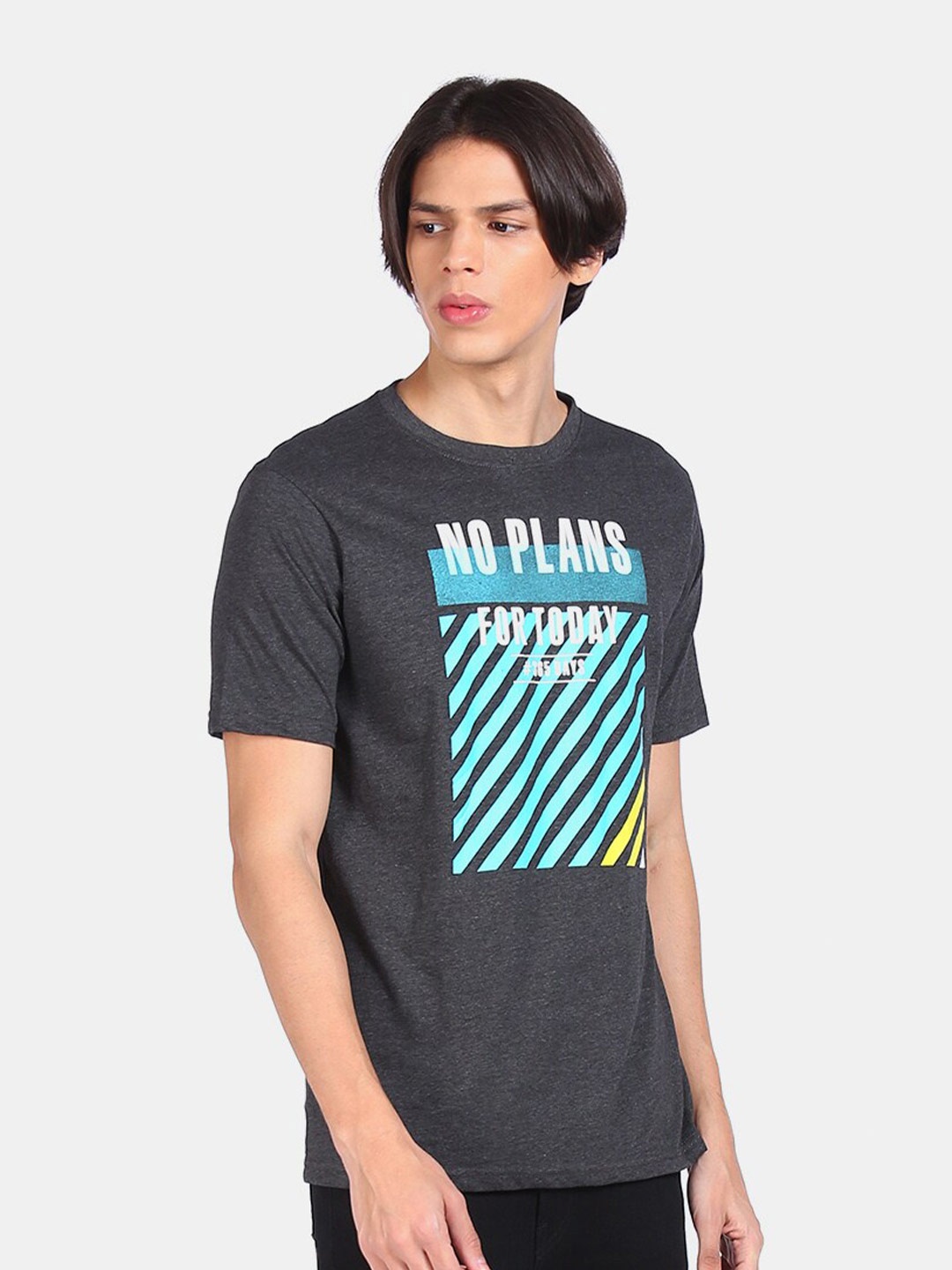 

Colt Men Charcoal Grey & Blue Typography Printed Cotton T-shirt
