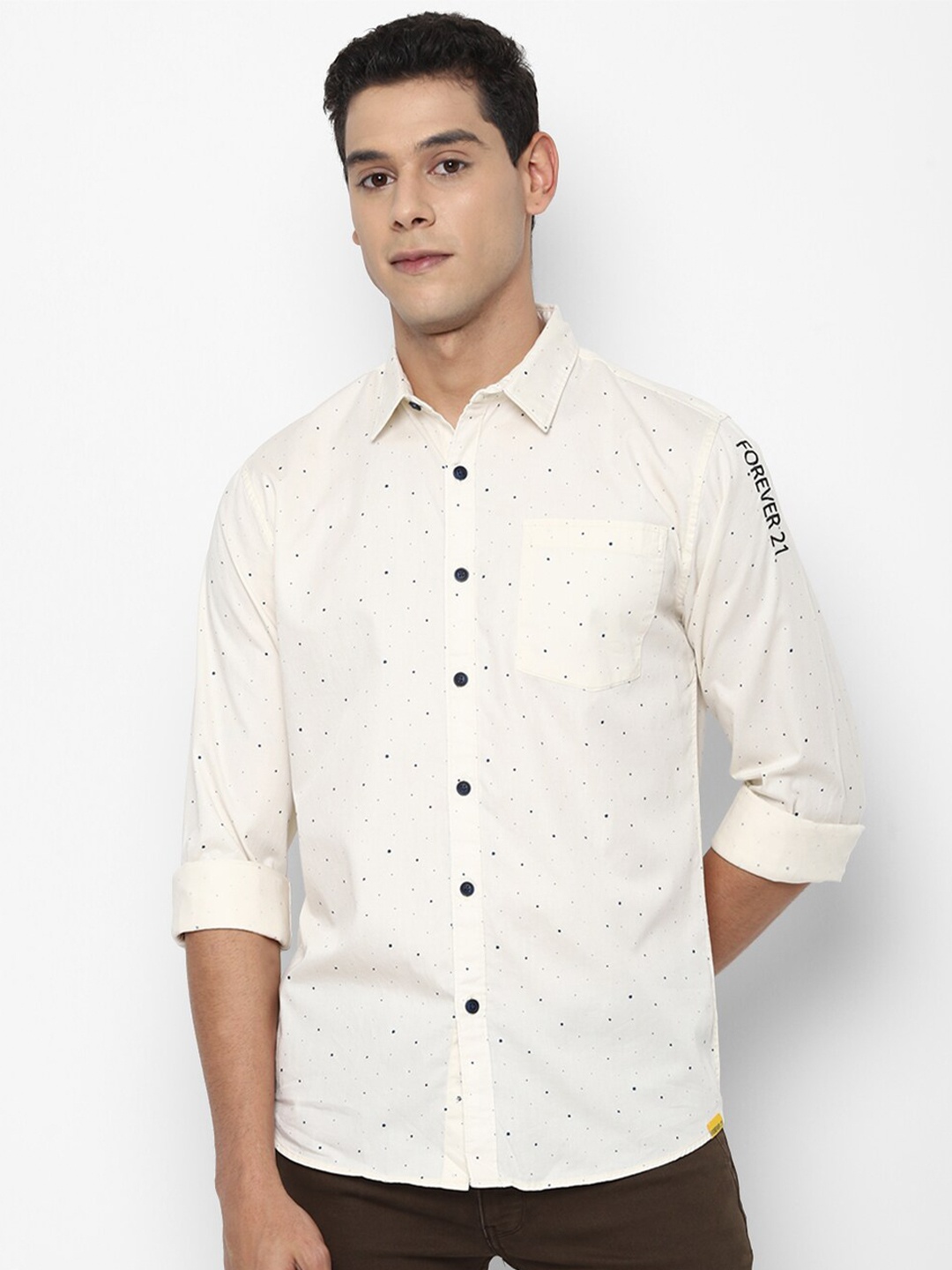 

FOREVER 21 Men Off White Opaque Printed Casual Shirt