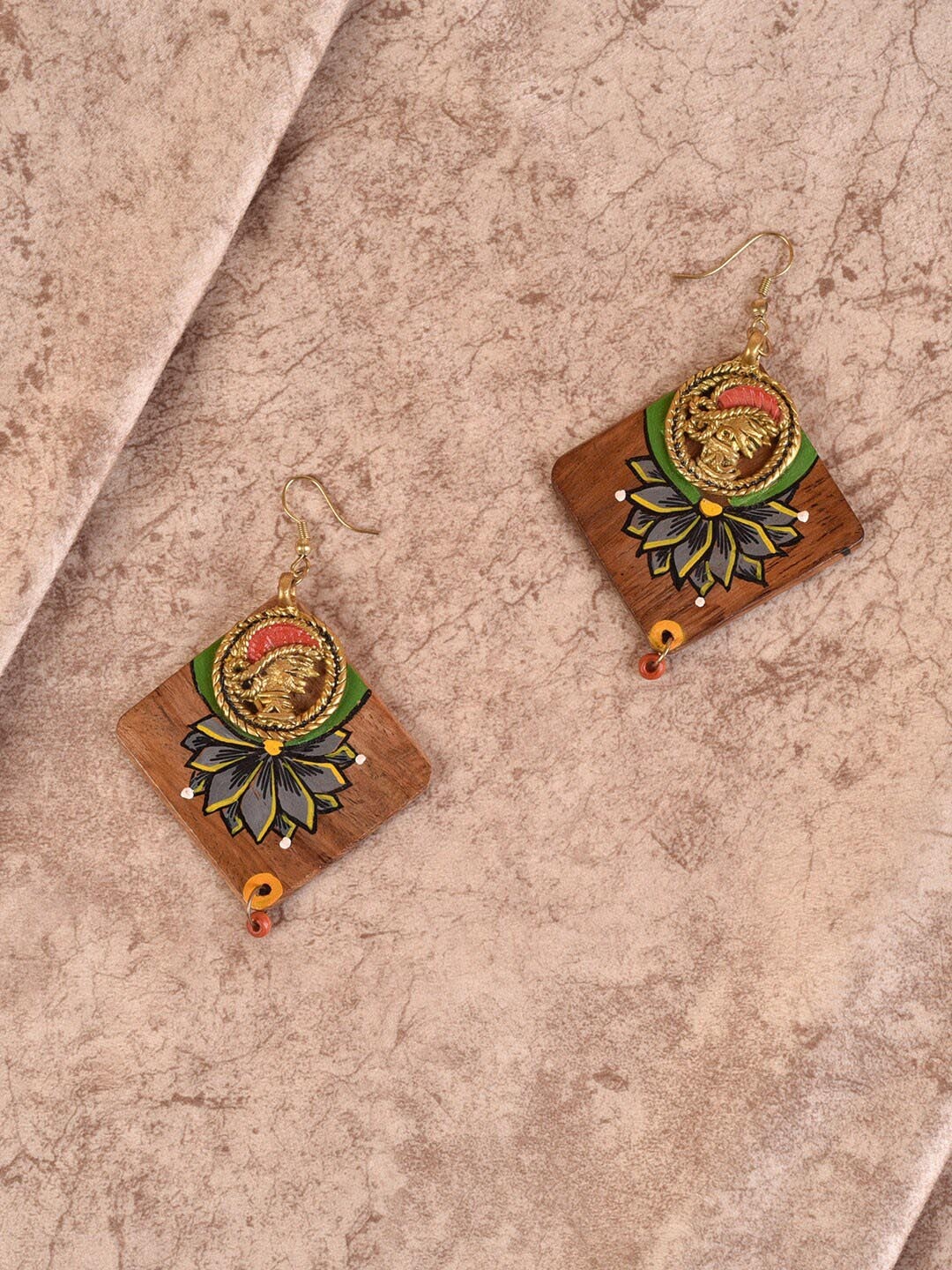 

AAKRITI ART CREATIONS Brown Contemporary Drop Earrings