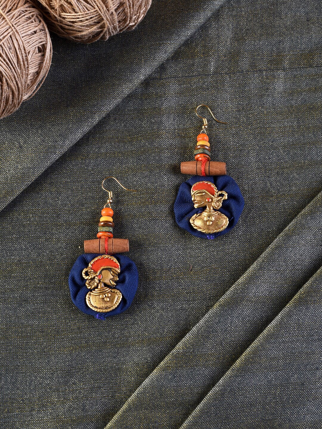 

AAKRITI ART CREATIONS Navy Blue & Gold-Toned Handcrafted Contemporary Drop Earrings