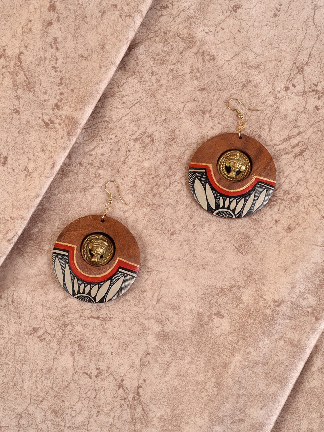 

AAKRITI ART CREATIONS Gold-Toned & Brown Contemporary Wooden Drop Earrings