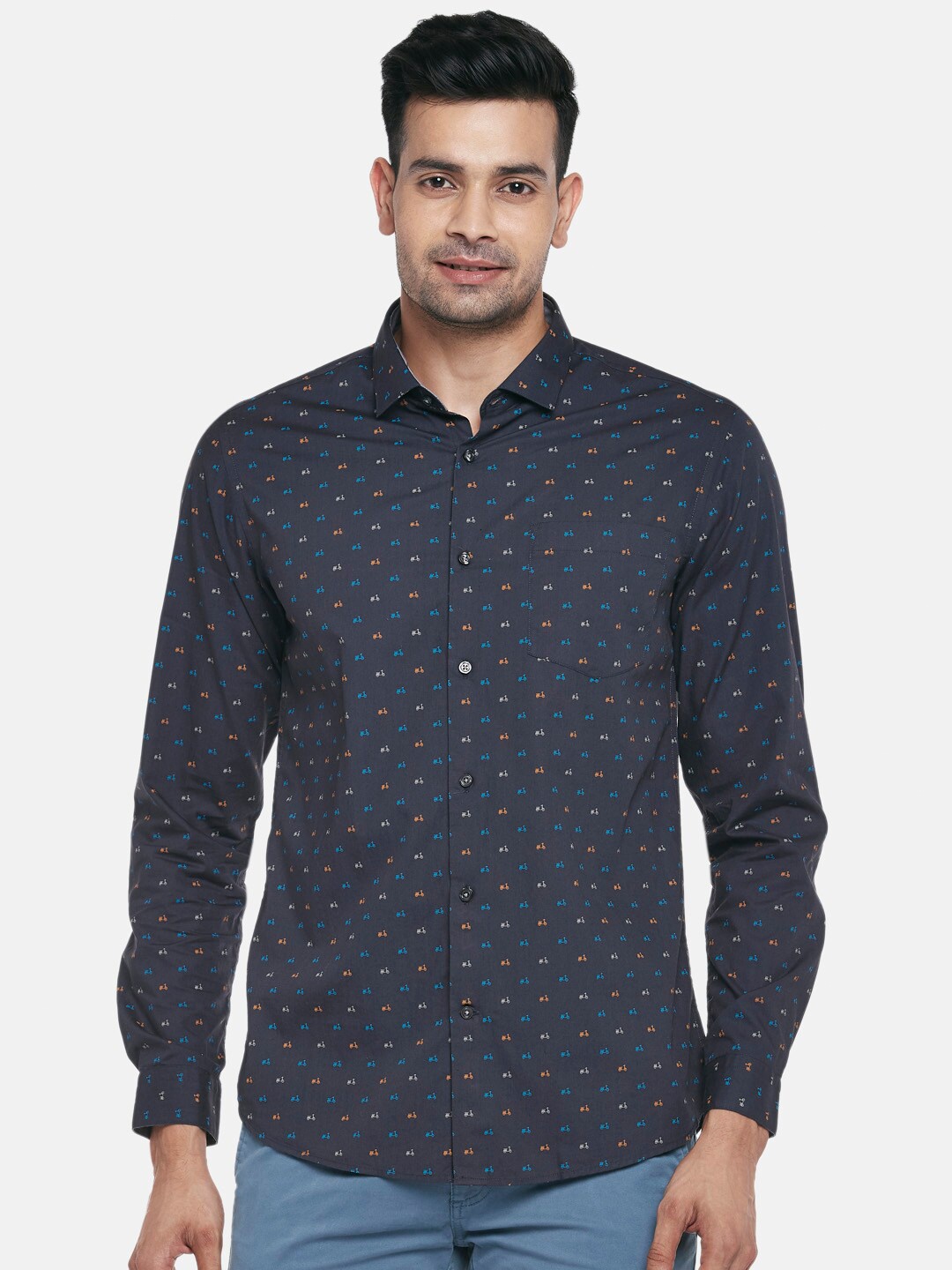 

BYFORD by Pantaloons Men Navy Blue Slim Fit Conversational Printed Casual Shirt
