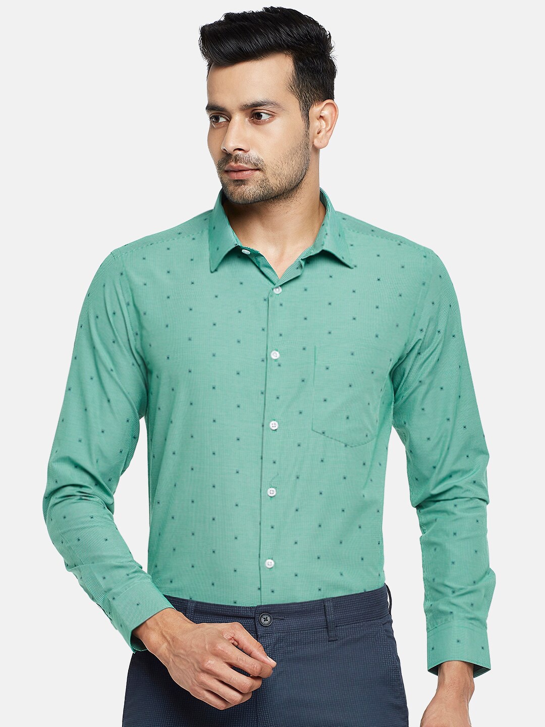 

BYFORD by Pantaloons Men Green Slim Fit Opaque Formal Shirt